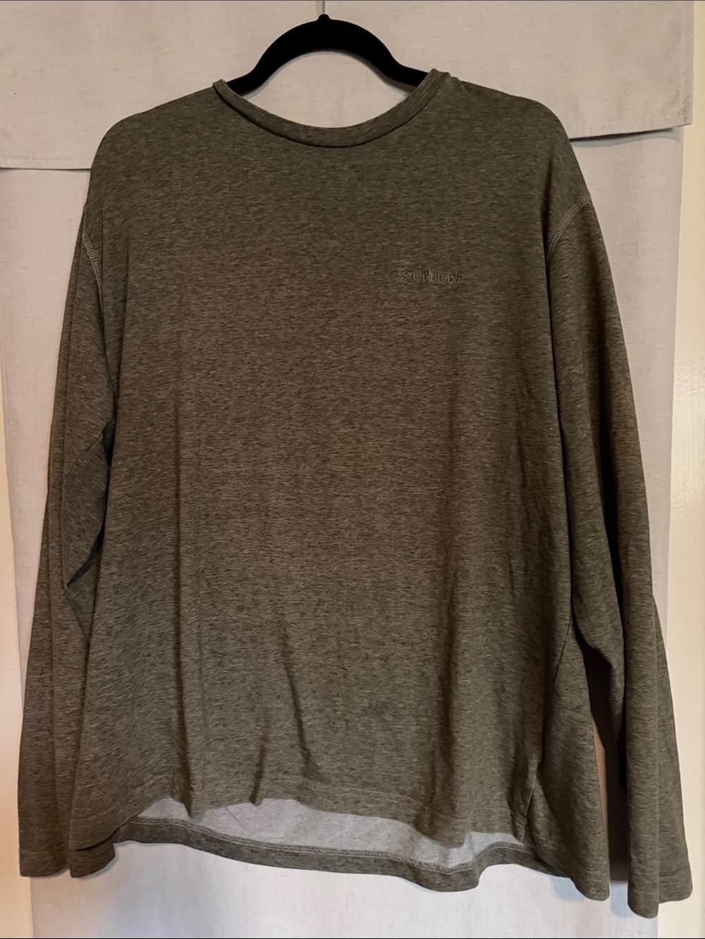 Men's Long-Sleeve Crewneck Shirt - Olive Green